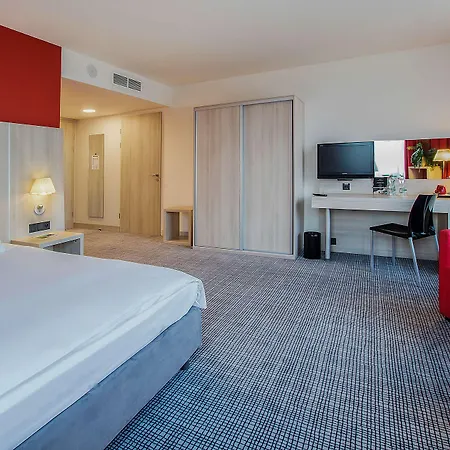 Park By Radisson 4* Cracovie