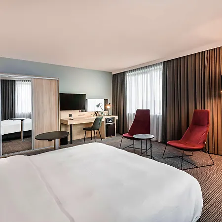 Park By Radisson Hotel 4*